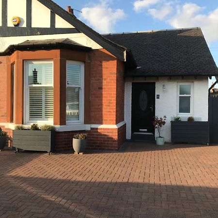 Caerlaverock Cottage เพรสท์วิค ภายนอก รูปภาพ